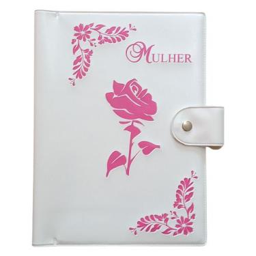 Imagem de Capa para Bíblia Feminina Escrito Mulher com Botão  Tamanho Médio - Nu