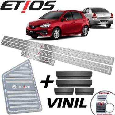 Imagem de Soleiras + Descanso Toyota Etios 13 a 19 Prata Baixo Relevo