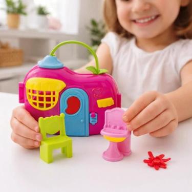 Imagem de Casa De Boneca Infantil Formato Maleta Portátil Com Mini Móveis Acessó