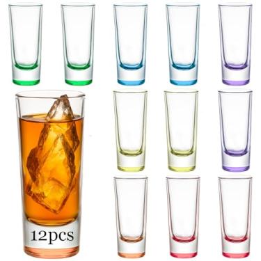 Imagem de Ruckae Pacote com 12 copos de dose de 59 g copos coloridos gradientes a granel com barra de base pesada cilíndrica copos de vidro para vodka tequila uísque licor coquetel