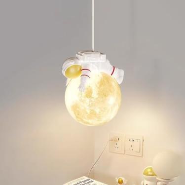 Imagem de Luminária de teto pendente em formato de lua com astronauta e cúpula impressa em 3D na cor branca, luminária criativa com tema de planeta e lua para quarto de meninos e meninas, lustre infan