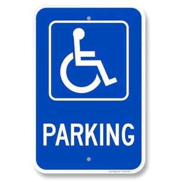 Imagem de SmartSign Placa de metal de estacionamento ADA de 45,7 x 30,5 cm com símbolo para deficientes, composto de alumínio de 120 mil (ACM), material reflexivo de grau de engenheiro, azul/branco, fabricado