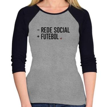 Imagem de Baby Look Raglan Menos Rede Social, Mais Futebol Manga 3/4 - Foca na M