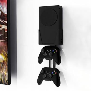Imagem de GAMSURFING Suporte de parede para Xbox Series S - todo metal vertical pendurado na parede perto ou atrás da TV esquerda/direita, kit de montagem de parede com suporte de controle destacável, preto