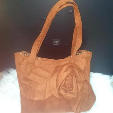 Imagem de Bolsa camurça flor - ALLUH / STA.MARIA BOUTIQUE