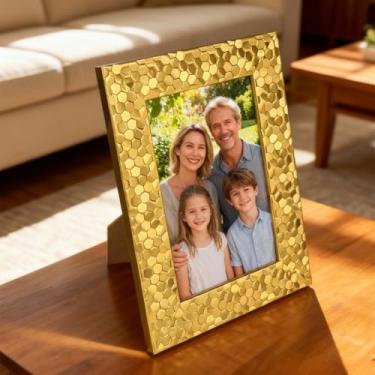 Imagem de Moldura decorativa de 15 x 20 cm, moldura de mesa para exibição de fotos em casa com borda texturizada, dourada