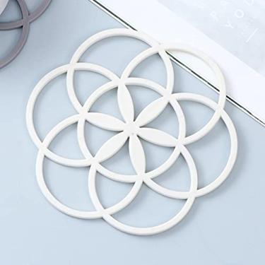 Imagem de GUIPAIHAI Almofada de prato de jantar com design vazado para isolamento térmico doméstico almofada de silicone em forma de flor, porta-copos acessórios de cozinha (cor branca)