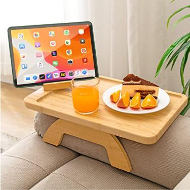 Imagem de SINWANT Bandeja para braço de sofá, com clipe, de bambu, mesa lateral, mesa de apoio de braço dobrável para sofá com suporte de telefone, 360°, bandejas para alimentos, bebidas, lanches/controle