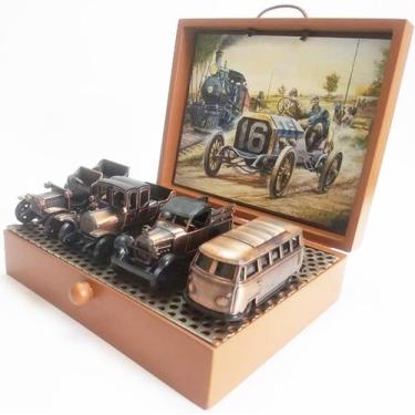 Imagem de Conjunto de 4 Miniaturas decorativas de veículos em metal com Kombi - 