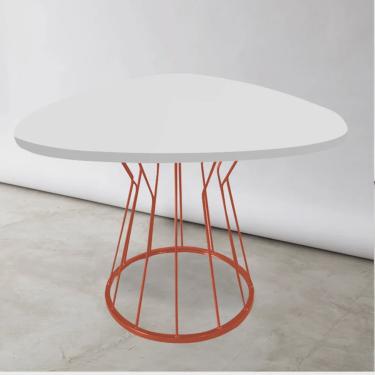 Imagem de Mesa De jantar Orgânica Oval Maisa Para até 4 Lugares Ferro Bronze Tampo 100% mdf Branco - Ahazzo Móveis