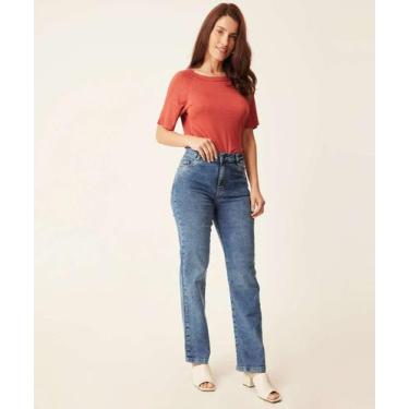 Imagem de Calça Jeans Reta Feminina Marmorizada Marisa-82221, 40, Jeans azul