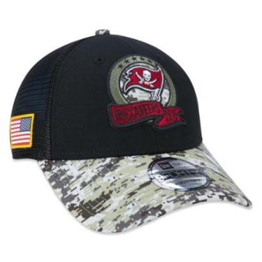 Imagem de Boné 9Forty Tampa Bay Bucca Neers Salute To Service 2022 Trucker Aba Curva New Era Masculino-Masculino