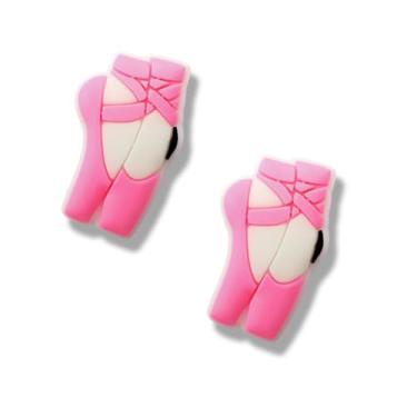 Imagem de TCHARIRY Berloques de sapatilhas de balé - Pingentes de decoração com tema esportivo presente para meninos, crianças, adolescentes e adultos - Conjunto de 2, One Size, Plástico, Sem Pedra Preciosa