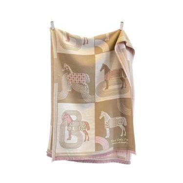 Imagem de Cachecol Feminino De Inverno Em Cashmere Luxuoso Com Estampa De Cavalo