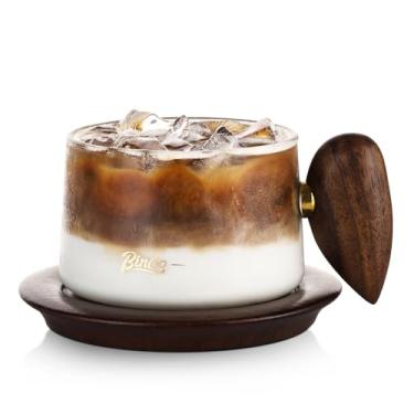 Imagem de Bincoo Conjunto de copos e pires de café de vidro, caneca de café gelada de vidro transparente de 250 ml, xícara de café expresso, xícara de chá com porta-copos e alça de nogueira (transparente)