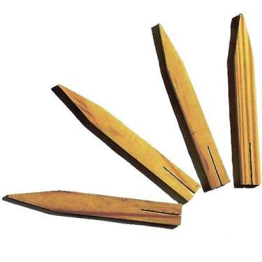 Imagem de Estica Canga: 4 estacas em madeira para esticar canga - Ivi Araujo