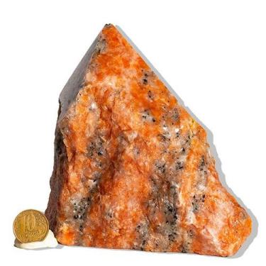 Imagem de 01 Calcita Laranja Pedra Pé e Bico Serrado 1,1Kg 13cm Tipo B - Cristai