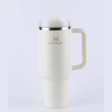 Imagem de Copo Térmico Quencher 1,18 L Cream Stanley