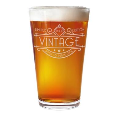 Imagem de Spotted Dog Company Copo de cerveja vintage 2005 gravado 473 ml - Presentes de feliz aniversário de 21 anos, decorações homens mulheres rapaz, completando 21 anos, artigos de lembrancinhas de