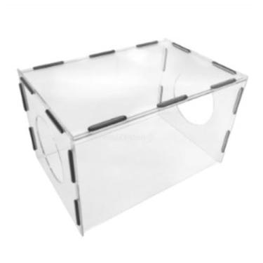 Imagem de Protetor de acrílico multiuso para amadores e artísticas, garantindo limpeza e ambiente de trabalho seguro para uso diário