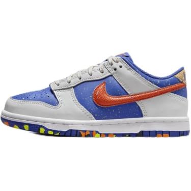 Imagem de Nike Tênis infantil Dunk Low (HJ9233-025, pó de fóton/astronomia), Pó de fóton/azul astronômico/Volt/Laranja total, 18