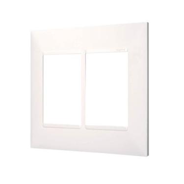 Imagem de Placa 4X4 6 Módulos Branca 618516Bc Pial Plus+ - Pial Legrand