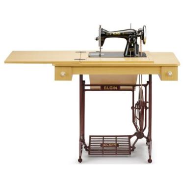 Imagem de Máquina De Costura Reta Elgin B3 Pretinha Com Móvel E Pedal - Modelo R
