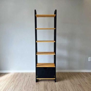 Imagem de Estante 6 Prateleiras de Madeira Pinus Linea Slim com Gaveta Nozes e P