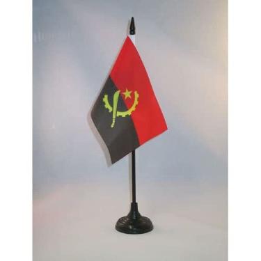 Imagem de Bandeira de mesa de Angola 10 cm x 15 cm - Bandeira de mesa angolana 15 x 10 cm - Bastão e base de plástico preto - AZ FLAG