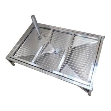 Imagem de Bandeja de vaso sanitário para cães com coluna de mictório, vaso sanitário para animais de estimação de aço inoxidável para cães, caixa de areia para cães (94 x 60 cm/37 x 23 cm)