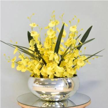 Imagem de Arranjo De Flores Artificiais Amarelas No Vaso Prateado  Formosinha -
