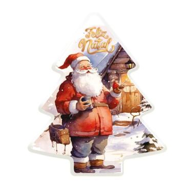 Imagem de Árvore De Natal Iluminada Com Enfeites De Papai Noel - Toque Festivo Sofisticado