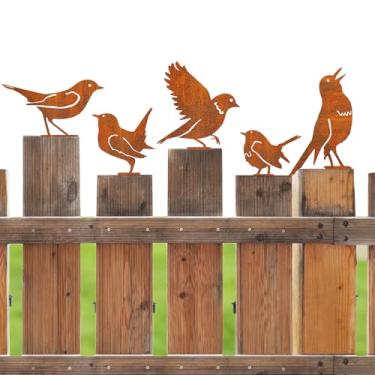 Imagem de heqxwl Decoração de jardim de pássaro de metal enferrujado – 5 peças de ornamentos de silhueta de pássaro de ferro, decorações de arte de quintal rústico para cercas, árvores, portões e decoração ao