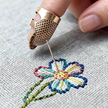 Imagem de 2 peças de dedal de costura, protetor de dedo de dedal de costura de metal, anel de proteção de dedo ajustável, dedal, quilting, artesanato