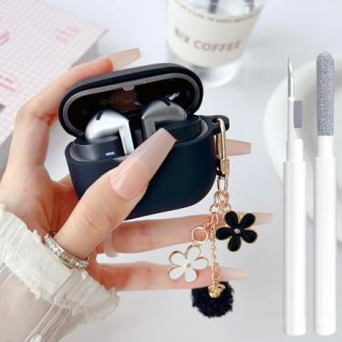 Imagem de Linda capa preta para Samsung Galaxy Buds 3/3 Pro/3 FE Capa para meninas e mulheres com chaveiro de flor de pompom e caneta limpadora, capa protetora de silicone macio para Galaxy Bud Pro 3/Buds3/Bud