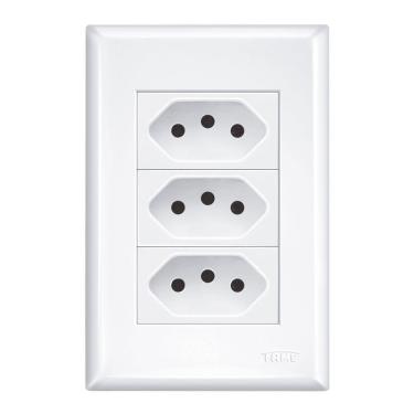 Imagem de Tomada Fame 2p + T 10a Tripla - 3267 Evidence