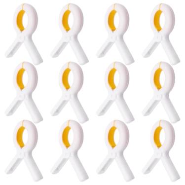 Imagem de SWZHAI 12 peças de clipes de toalha de praia para cadeiras de praia, pinos de roupas de plástico resistente para cruzeiro e piscina, clipes de cadeira de praia à prova de vento para toalhas, branco