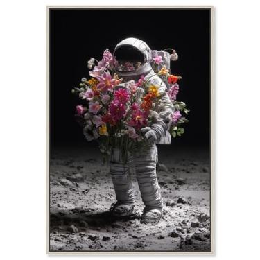 Imagem de Arte de parede de astronauta com impressão em tela Lunar Bloom por Art Remedy, moldura prateada, 50 x 76 cm