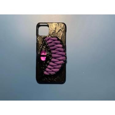 Imagem de Unitvbba Capa de telefone gótica 3D feita à mão com olho de monstro – Ajuste personalizado para todos os modelos de telefone – Exclusivo para fãs de terror, cosplay, amantes de estética escura (presas