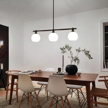 Imagem de Iluminação de ilha de cozinha preta, 3 luzes, luminárias pendentes lineares com persianas de vidro branco leite, candelabros de fazenda para sala de jantar, luminária moderna de meados do século