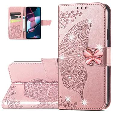 Imagem de Monwutong Capa carteira para Motorola Moto Edge X30, capa de couro PU padrão borboleta 3D com fecho magnético forte e compartimentos para cartões de dinheiro Capa para Mot Edge X30 HZD, strass ouro