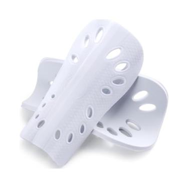 Imagem de 2 caneleiras de futebol, caneleiras respiráveis para jogos de futebol, almofada protetora de EVA para homens e mulheres