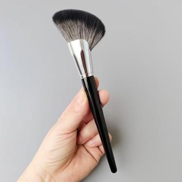 Imagem de Pincel de maquiagem – 1 ferramenta de beleza para pó solto e contorno, cerdas sintéticas macias, fácil de limpar, alça confortável