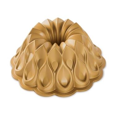 Imagem de Forma para Bolo - Gold Crown Nordic Ware Dourado