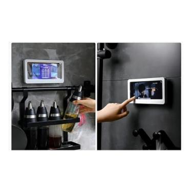 Imagem de Suporte de Celular de Parede para Banho Prova D'Água | Capa Universal Anti-Nevoeiro Touch Screen | Porta Celular Box Banheiro e Cozinha Sem Furos | Vedação Premium | Estojo de Parede