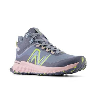 Imagem de New Balance Tênis de corrida feminino Fresh Foam Garoé V1 Midcut GTX Trail, Cinza ártico/rosa orbe/luz clara, 6 Wide