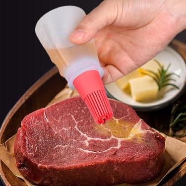 Imagem de Escova de garrafa de óleo de silicone com dispensador, escova de regar de grau alimentício para churrasco, assar e cozinhar, fácil de limpar e recarregável. (Rosa)