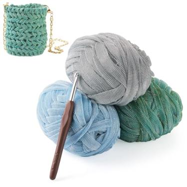 Imagem de KISSITTY Tecido de tricô de 98 metros fios de poliéster brilhante brilhante camiseta fio colorido com 1 peça de ganchos de crochê para crochê, faça você mesmo, bolsa de artesanato, cobertor, projetos