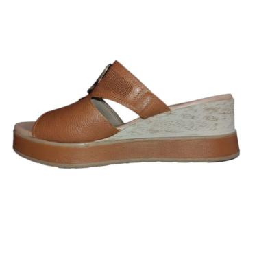 Imagem de Chinelo Pegada Feminino - Camel