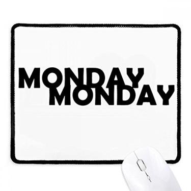 Imagem de Mousepad de borracha com borda costurada para jogos da Monday